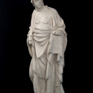 Giovanni Pisano (Pisa 1248 ca. – Siena 1319), Giustizia, 1313-1314, marmo, alt. 102.5 cm, Genova, Galleria Nazionale della Liguria a Palazzo Spinola