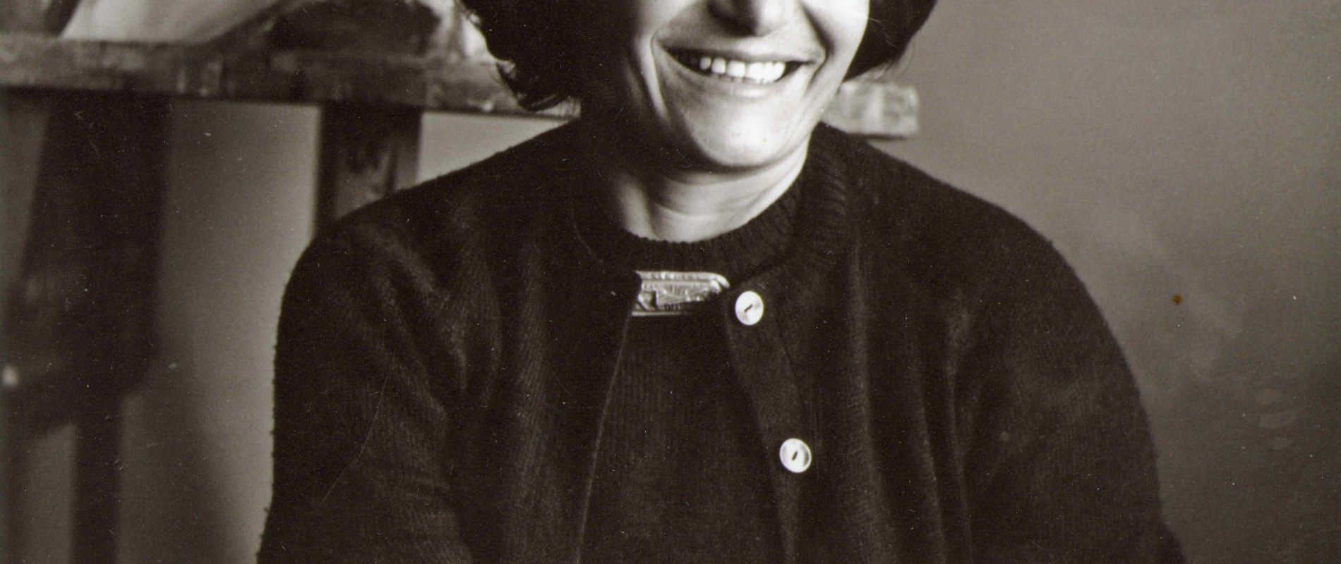 MARIA LAI - nel suo studio/in her atelier, Cagliari metà/half '50, Courtesy Archivio Maria Lai 